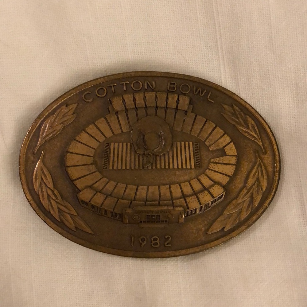 Vintage Cotton Bowl belt buckle